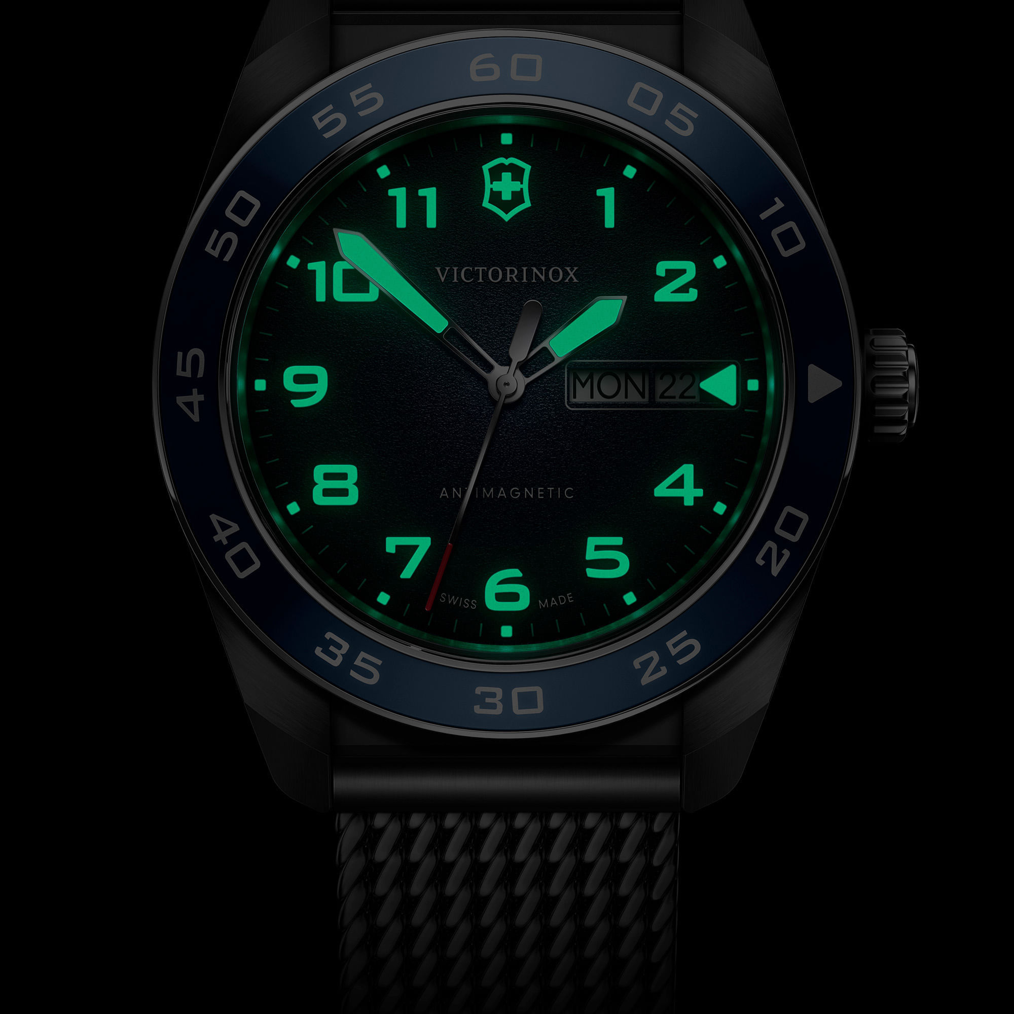 RELÓGIO VICTORINOX SWISS ARMY AZUL PULSEIRA DE MALHA